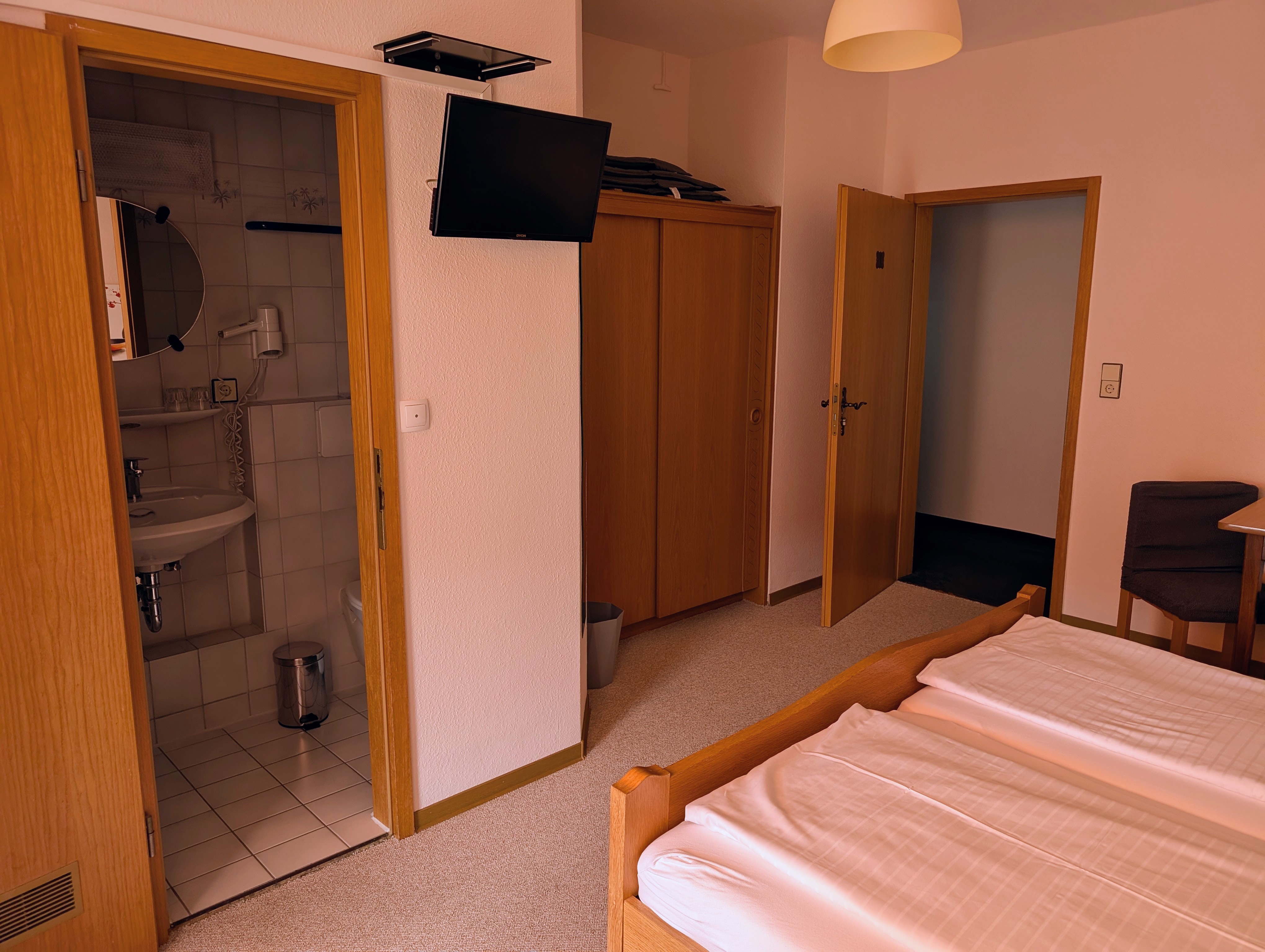 Doppelzimmer Balkon 3
