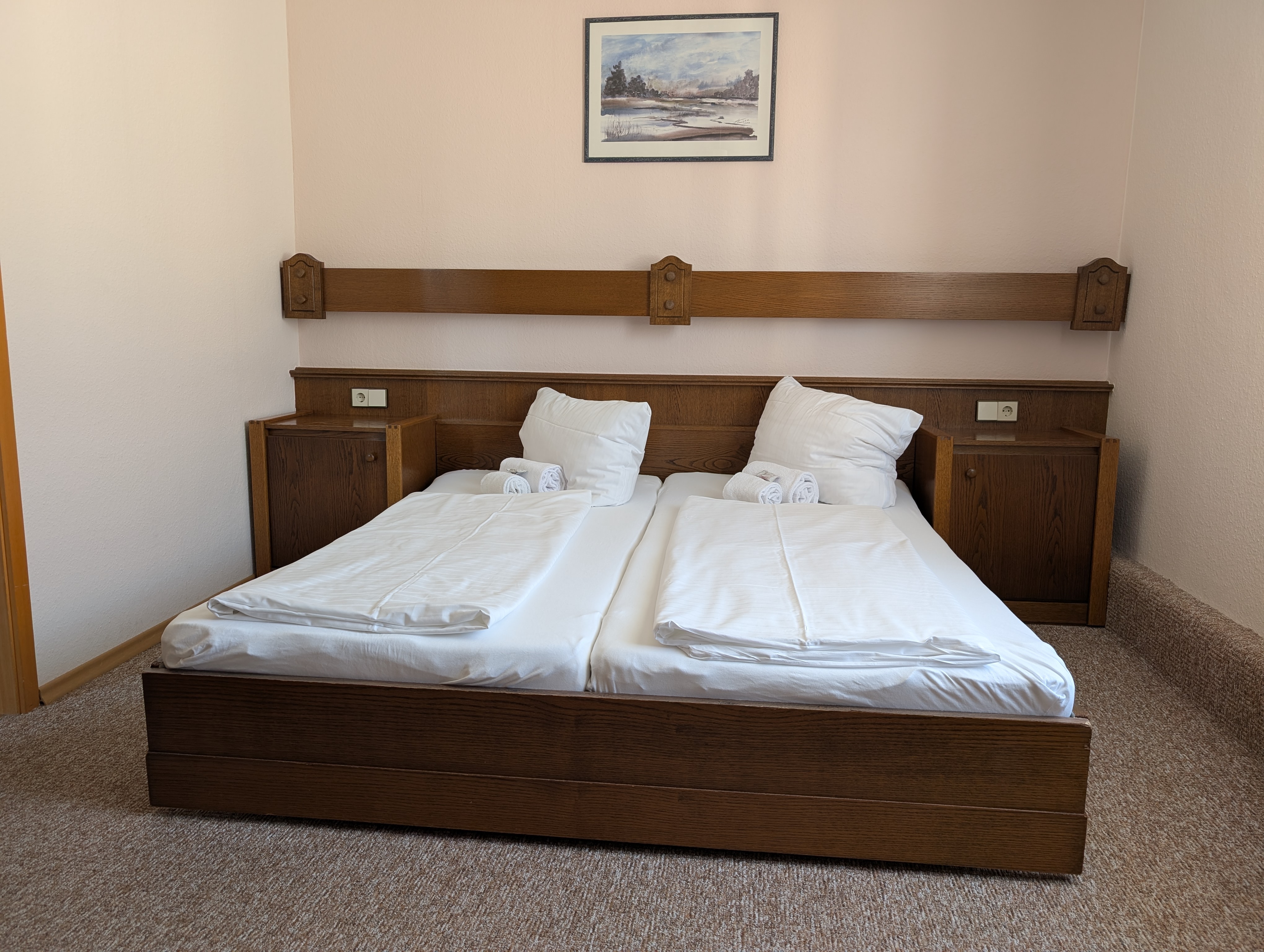 Doppelzimmer Straßenseite 1.Stock